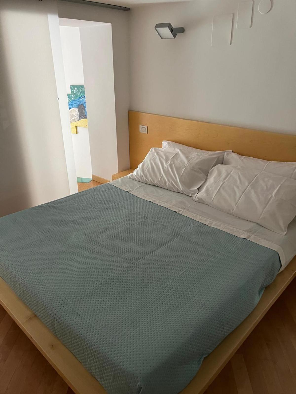 Napolina House - Chiaia Apartment